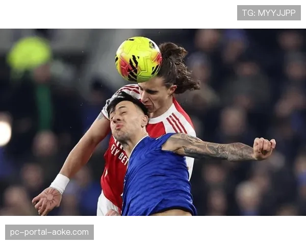 英超争冠关键战半场:阿森纳1-0领先曼城,萨卡点射破门。